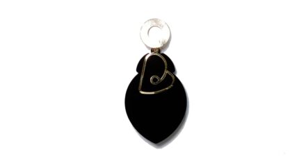 Stunning drop earring in black and gold