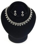 Noir Enchante Royal Zirconia Set with earrings - Image 3