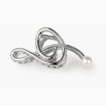 Lustrous Twist Hair Claw Clip – Silver Finish Pearl-End Spring Claw Type