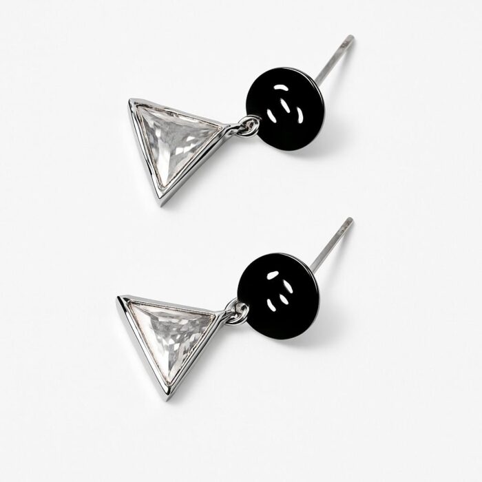 GeoLuxe Gleam – Drop Earrings with Triangle-Cut White Zirconia - Image 1